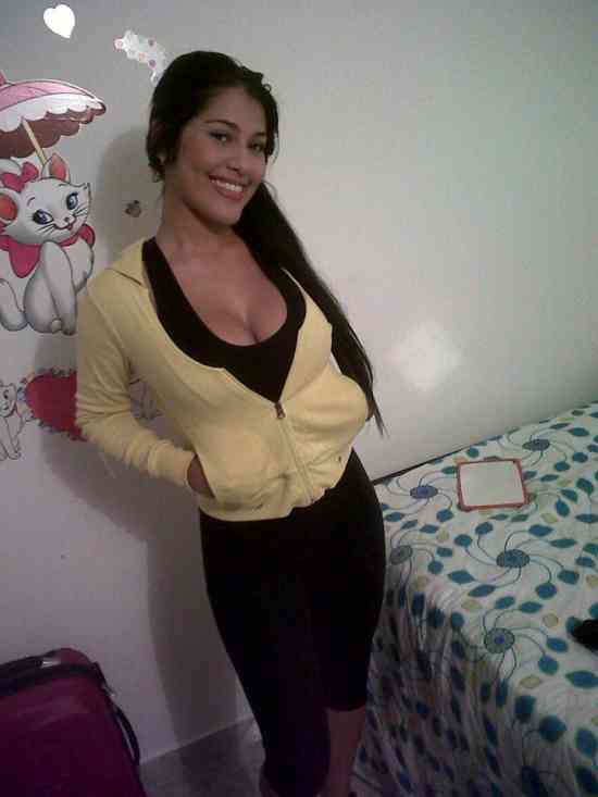 Laura Modelo WEBCAM Colombiana 20 En San